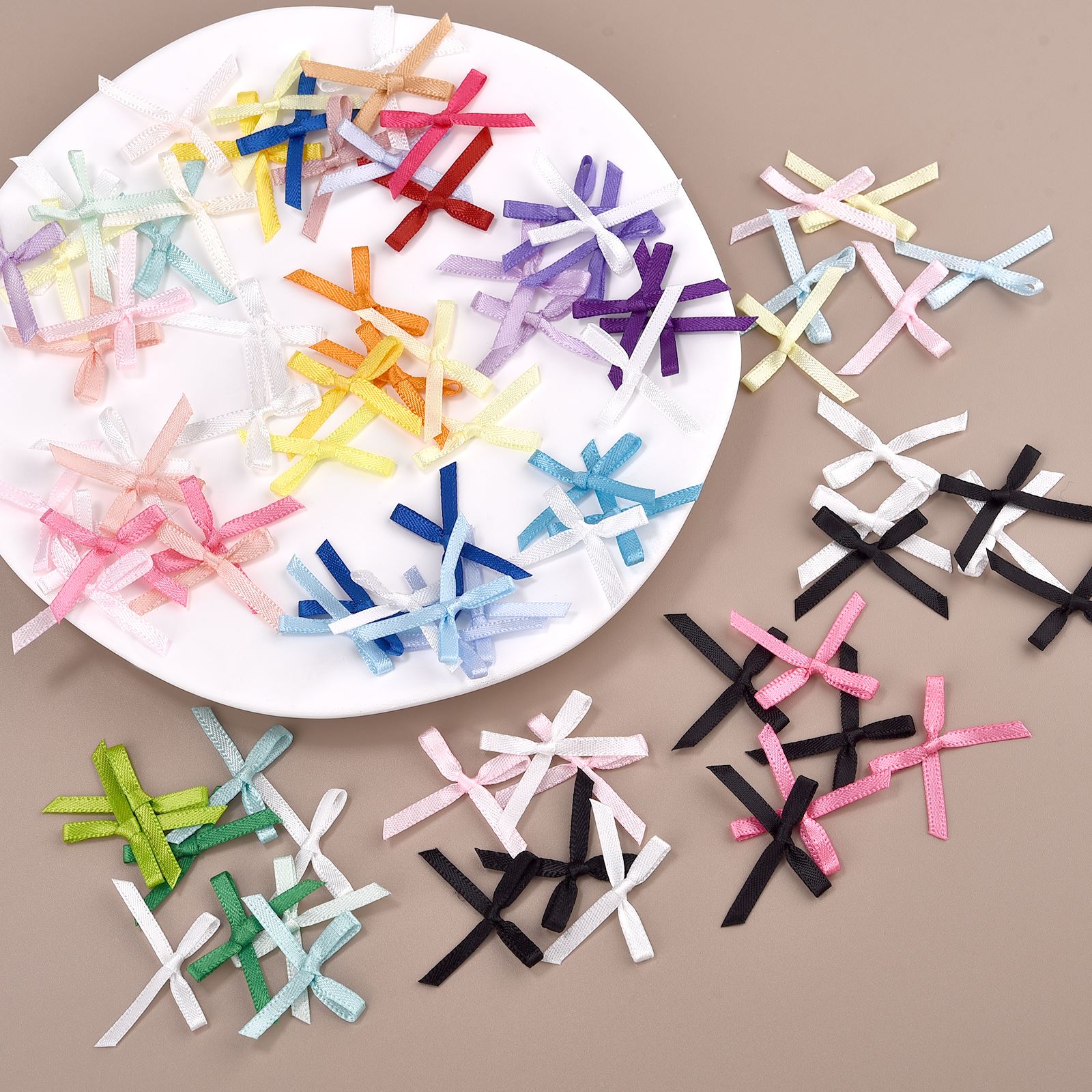 Christmas Craft Embellishment - 100 Adet 3mm Kurdeleler Mini Saten